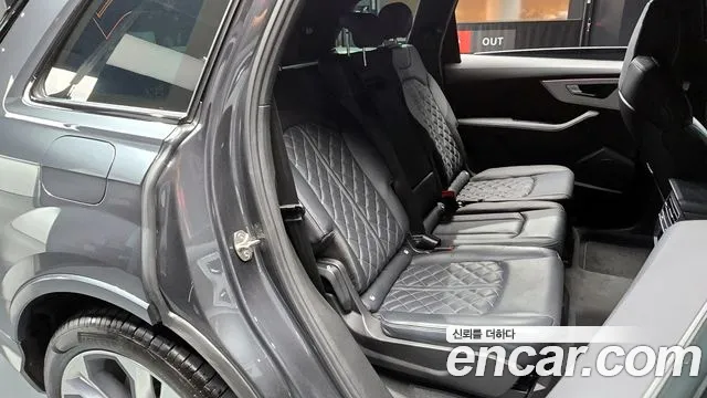 Audi Q7 (4M) id 2725056 из Кореи 3