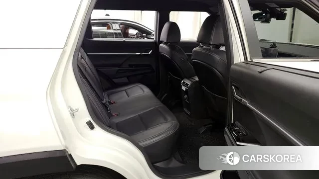 Ssangyong Torres 2022 Белый из Кореи, фото 3