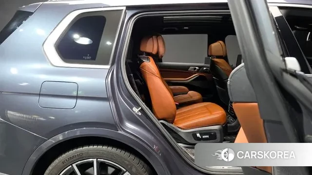 BMW X7 (G07) 2020 Серый из Кореи, фото 3
