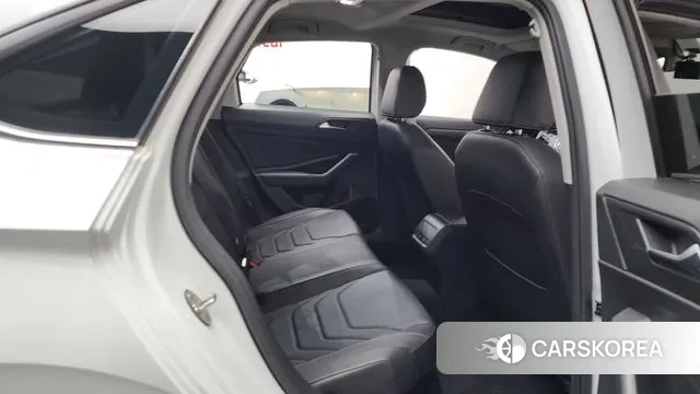 Volkswagen 7th Generation of Jetta 2021 Белый из Кореи, фото 3