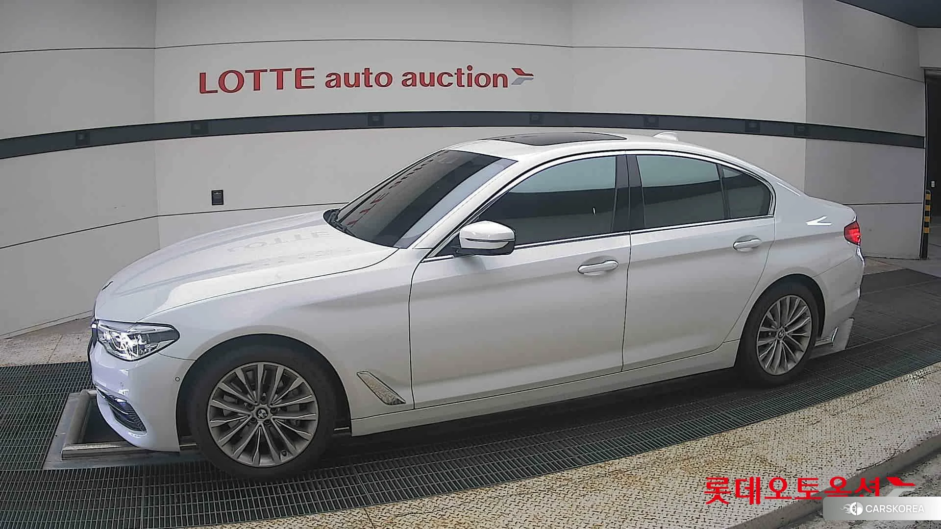 BMW  530i Luxury 2020 Белый из Кореи, фото 3