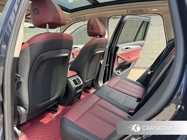 BMW iX3 2022 Черный из Китая, фото 3
