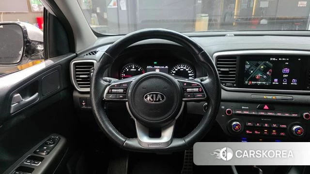 Kia Sportage The Bold 2021 Серебряный из Кореи, фото 3