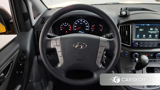 Hyundai The New Grand Starex 2021 Желтый из Кореи, фото 3
