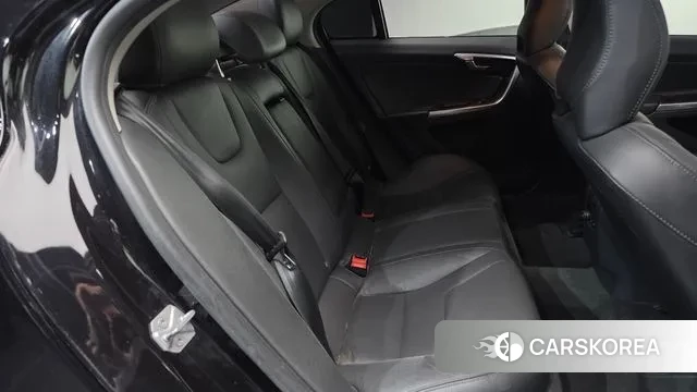 Volvo S60 2018 Черный из Кореи, фото 3