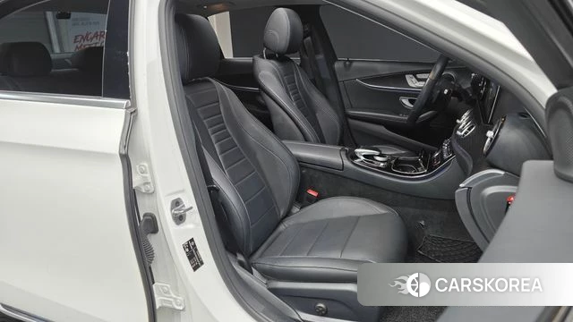 Mercedes-Benz E-Class W213 2019 Белый из Кореи, фото 3