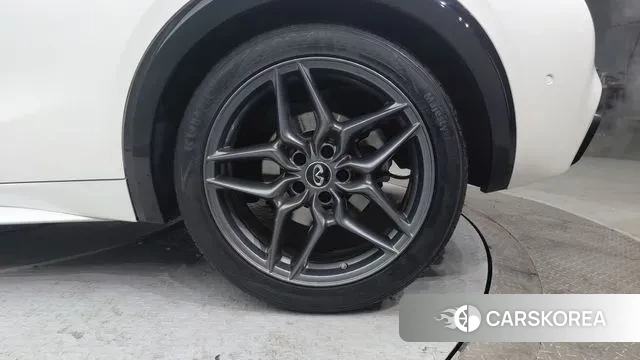 Infiniti Q30 2019 Жемчужный цвет из Кореи, фото 3