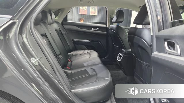 Kia K5 3rd generation 2023 Серый из Кореи, фото 3