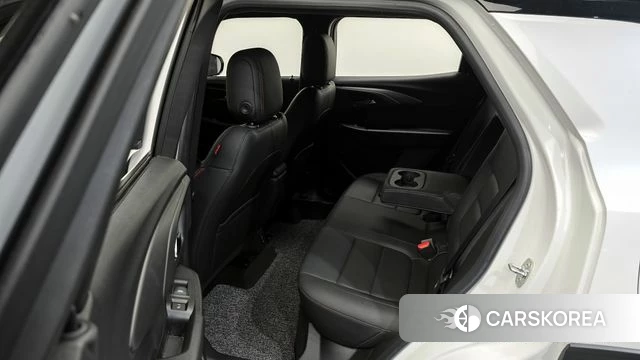 Chevrolet (GM Daewoo) Trailblazer 2022 Белый из Кореи, фото 3