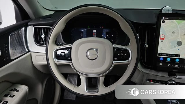 Volvo XC60 second Generation 2025 Белый из Кореи, фото 3