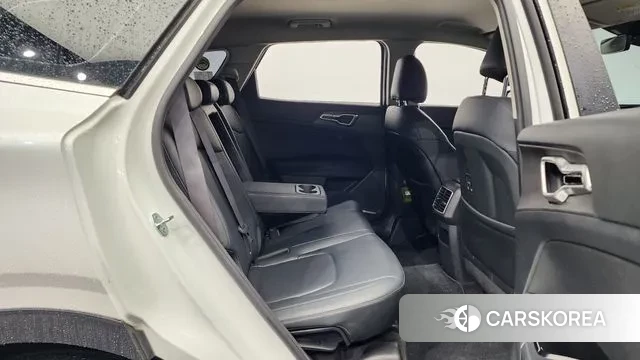 Kia Sportage 5th Generation 2023 Белый из Кореи, фото 3