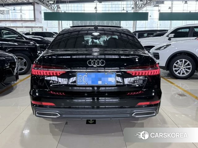 Audi A6L 2023 Черный из Китая, фото 3