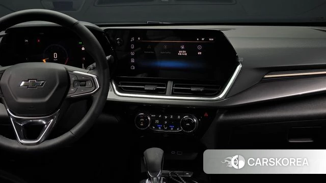 Chevrolet (GM Daewoo) Trax Crossover 2024 Черный из Кореи, фото 3