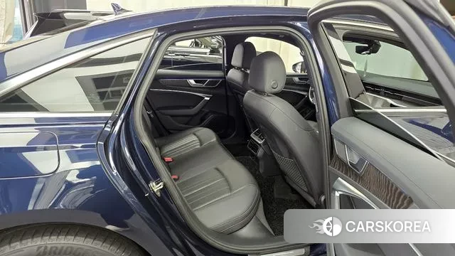 Audi A6 (C8) 2020 Синий из Кореи, фото 3