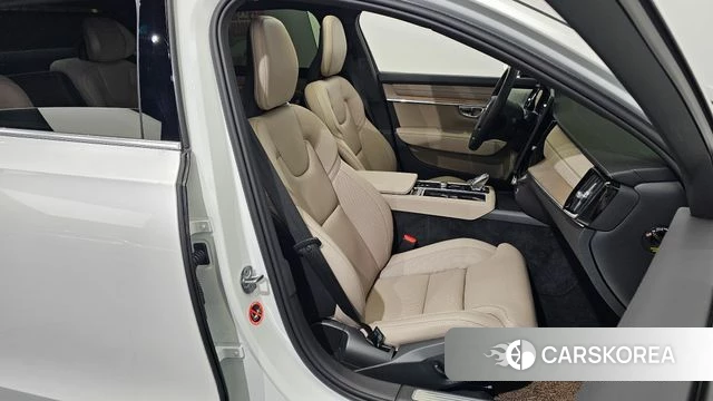 Volvo S90 2025 Белый из Кореи, фото 3