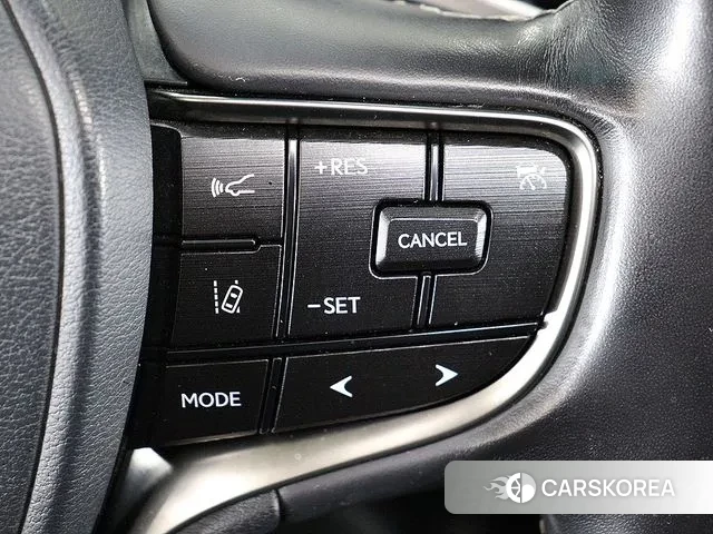 Lexus ES300h 7th generation 2021 Белый из Кореи, фото 3