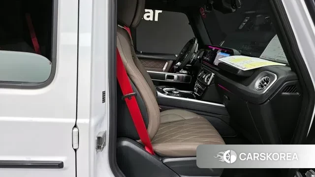 Mercedes-Benz G-Class W463b 2023 Белый из Кореи, фото 3