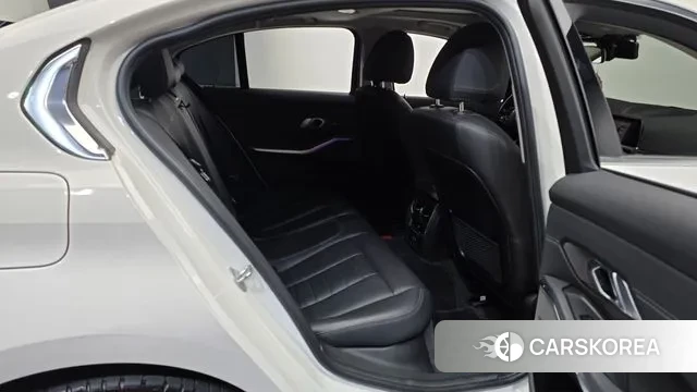 BMW 3 Series (G20) 2020 Белый из Кореи, фото 3