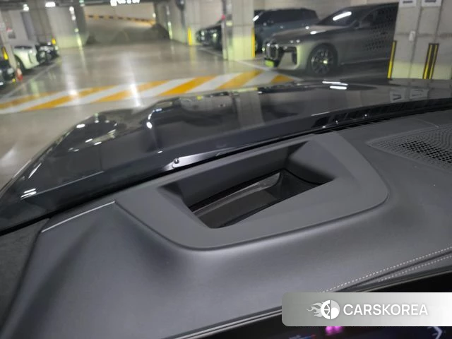 BMW X7 (G07) 2025 Черный из Кореи, фото 3