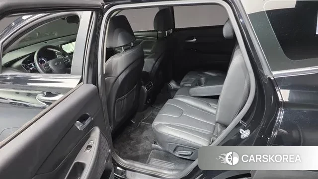 Hyundai The New Santa Fe 2023 Черный из Кореи, фото 3