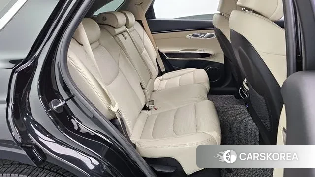 Genesis GV70 2023 Черный из Кореи, фото 3