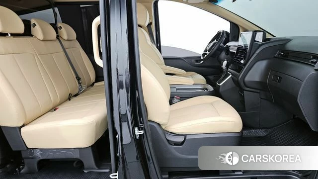 Hyundai Staria 2025 Черный из Кореи, фото 3