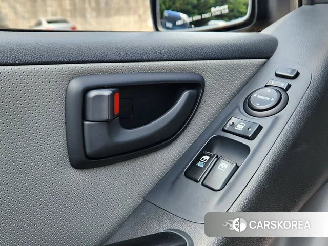 Hyundai The New Grand Starex 2018 Серебряный из Кореи, фото 3