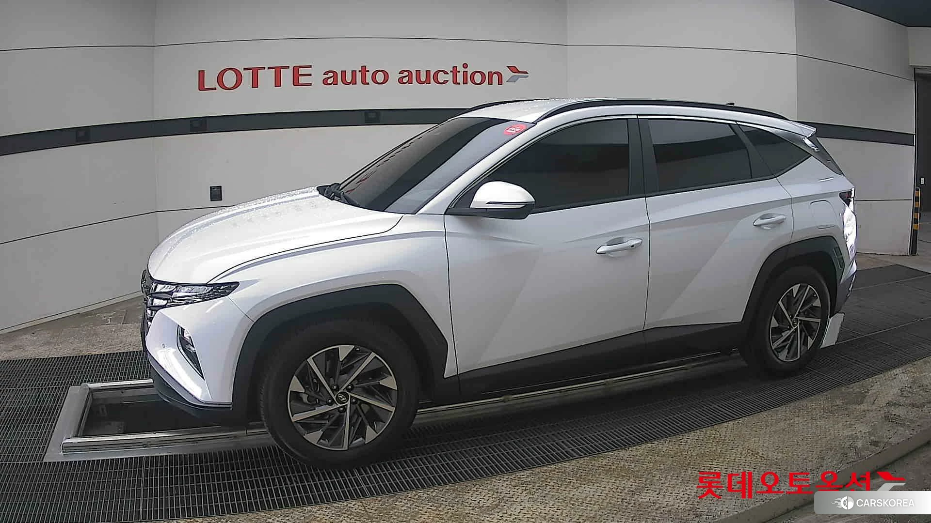 Hyundai Tucson Hybrid 2023 Creamy White Pearl из Кореи, фото 3