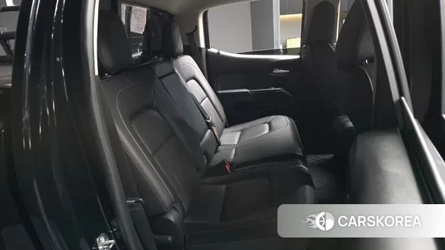 Chevrolet (GM Daewoo) Real New Colorado 2021 Черный из Кореи, фото 3