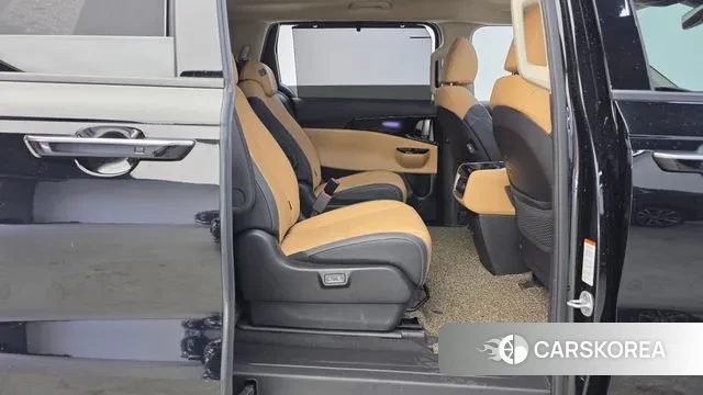Kia Carnival 4th generation 2023 Черный из Кореи, фото 3