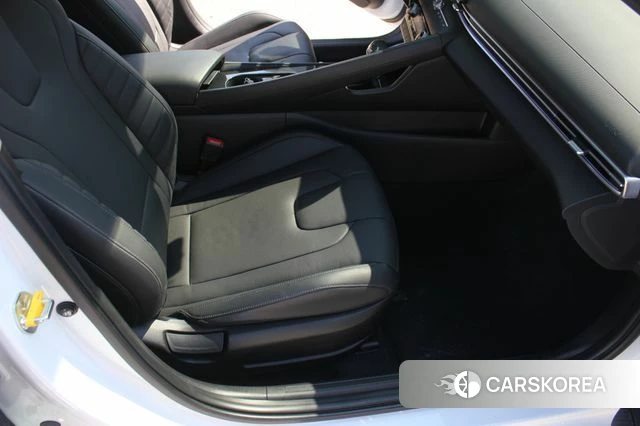 Hyundai Avante (CN7) 2020 Белый из Кореи, фото 3