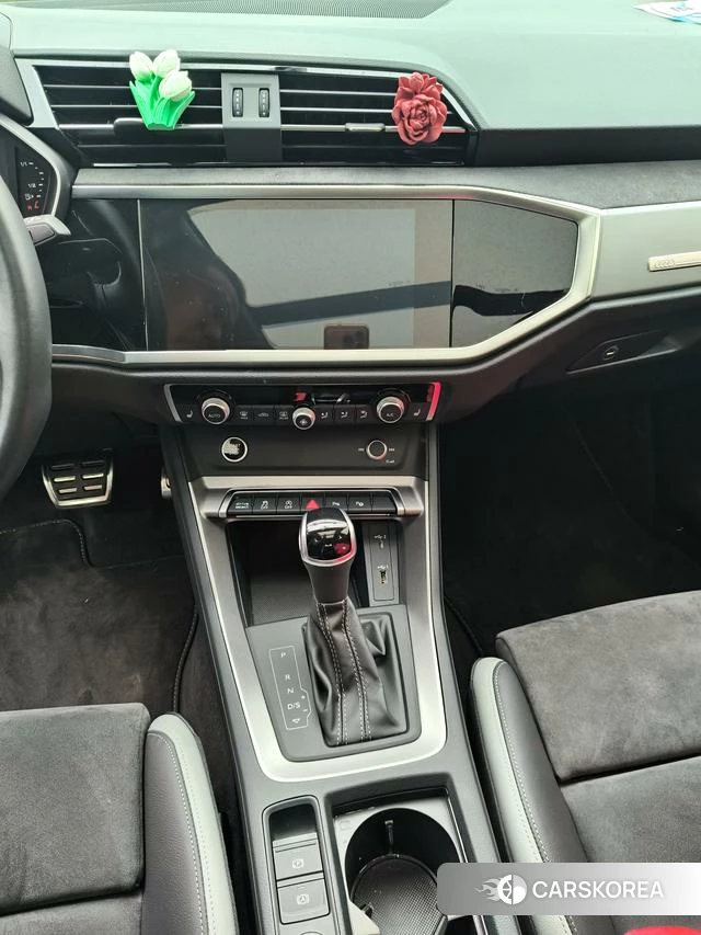 Audi Q3 2021 Белый из Китая, фото 3