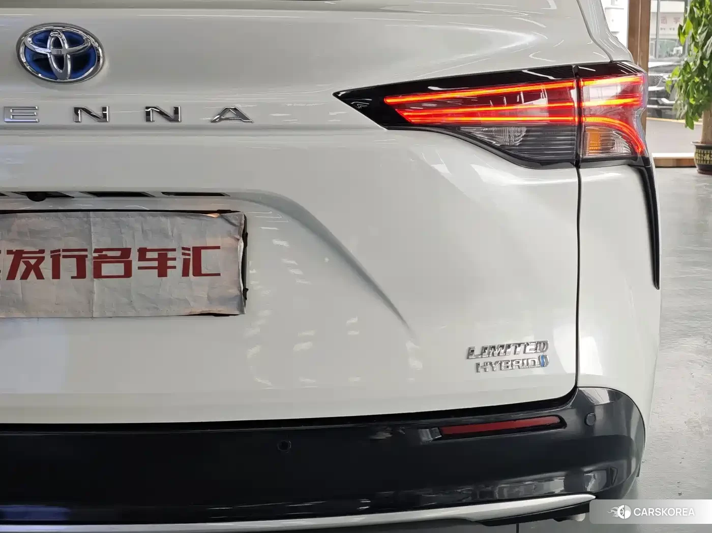 Toyota Sienna 2024 Белый из Китая, фото 3