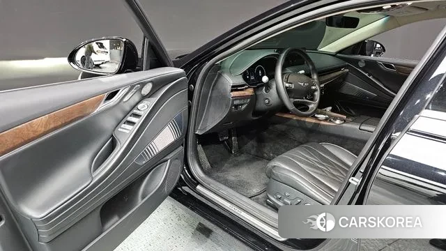 Genesis Electrified G80 (RG3) 2022 Черный из Кореи, фото 3