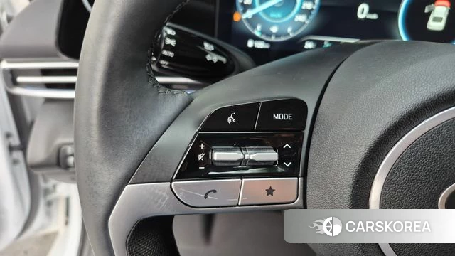 Hyundai The New Avante (CN7) 2023 Белый из Кореи, фото 3