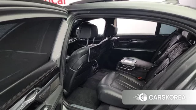 BMW 7 Series (G11) 2019 Серый из Кореи, фото 3