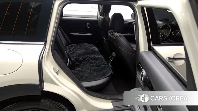 Mini Cooper Clubman 2021 Жемчужный цвет из Кореи, фото 3