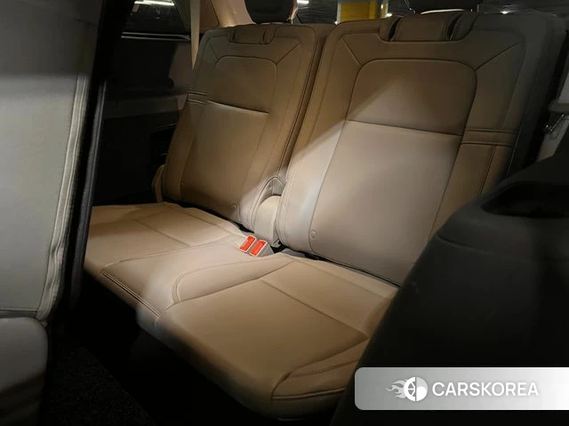 Lincoln Aviator 2nd generation 2022 Белый из Кореи, фото 3