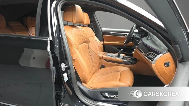 BMW 7 Series (G11) 2020 Черный из Кореи, фото 3