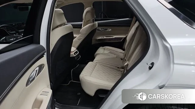 Genesis GV70 2024 Белый из Кореи, фото 3