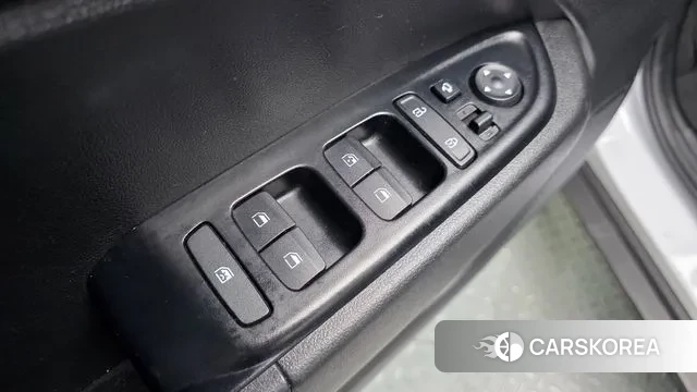 Hyundai Venue 2019 Белый из Кореи, фото 3