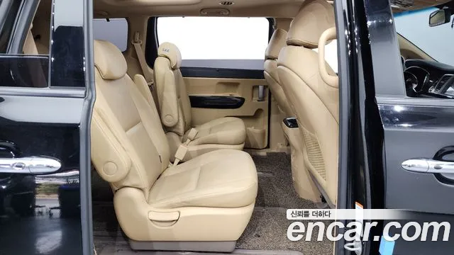 Kia The New Carnival id 2379637 из Кореи 3