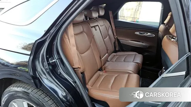 Genesis GV70 2021 Черный из Кореи, фото 3