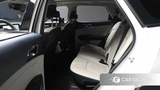 Kia Sportage 5th Generation 2021 Белый из Кореи, фото 3