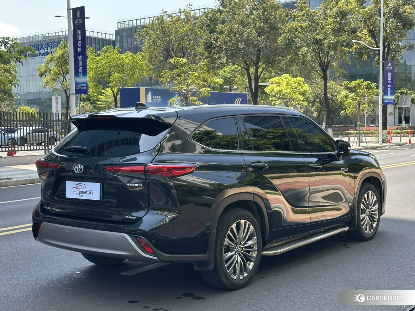Toyota Highlander 2023 Черный из Китая, фото 3