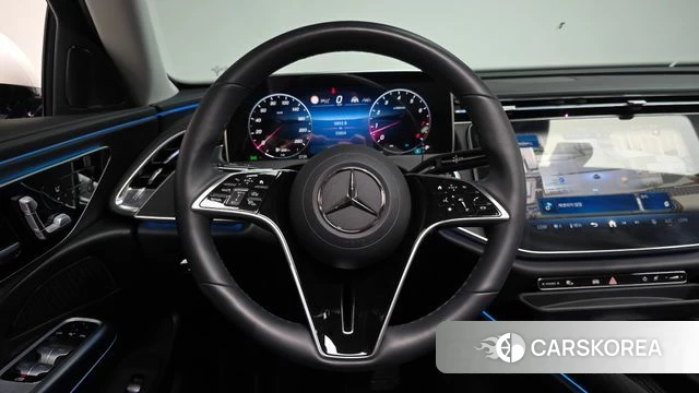 Mercedes-Benz E-Class W214 2025 Белый из Кореи, фото 3