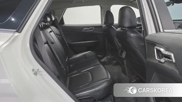 Kia Sportage 5th Generation 2022 Белый из Кореи, фото 3