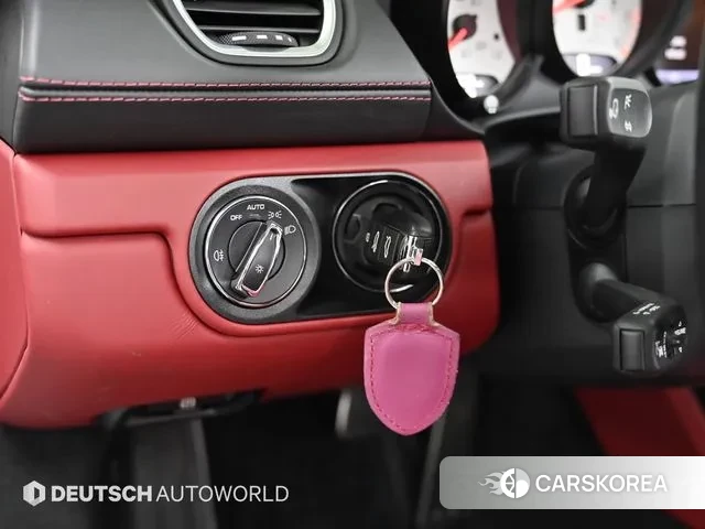 Porsche 718 Boxster 2023 Белый из Кореи, фото 3