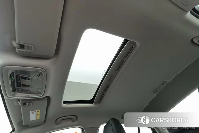 Buick Regal 2025 Белый из Китая, фото 3