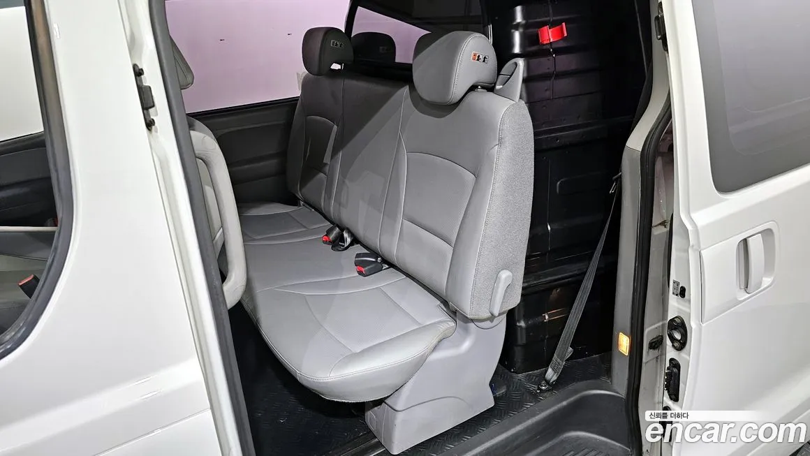 Hyundai The New Grand Starex 2018 Белый из Кореи, фото 3